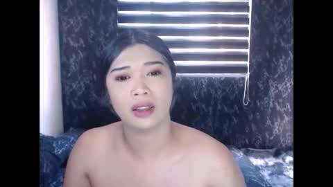 loverph15 online show from May 6, 7:02 am