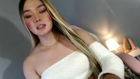 lovers moon22 online show from December 12, 3:54 am