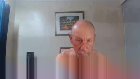 Snapshot of lovesblackazz chatting on December 18, 10:43 am Lovesblackazz online show from December 18, 10:43 am