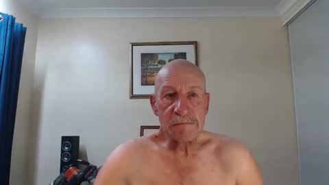 Snapshot of lovesblackazz chatting on February 8, 12:58 am Lovesblackazz online show from February 8, 12:58 am