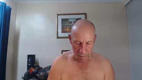 Snapshot of lovesblackazz chatting on February 26, 11:09 am Lovesblackazz online show from February 26, 11:09 am