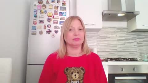 Snapshot of lovestar544963 chatting on December 6, 2:17 pm Marlyn online show from December 6, 2:17 pm
