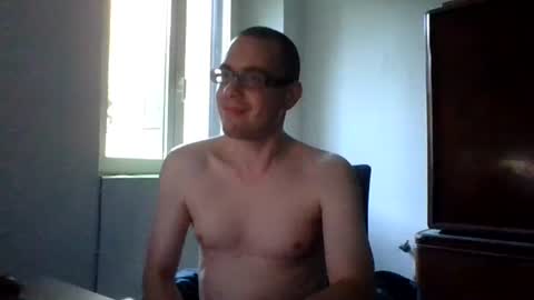 Snapshot of lovethepussy1988 chatting on July 19, 6:44 pm db online show from July 19, 6:44 pm