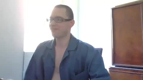 Snapshot of lovethepussy1988 chatting on July 25, 9:40 am db online show from July 25, 9:40 am