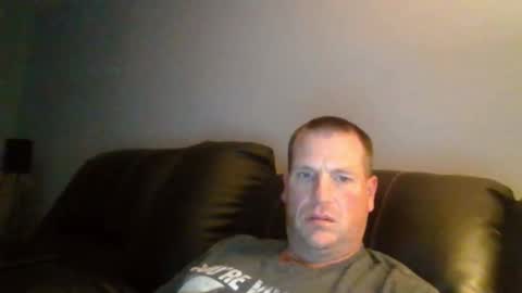 lovetocum37 online show from November 17, 3:01 am