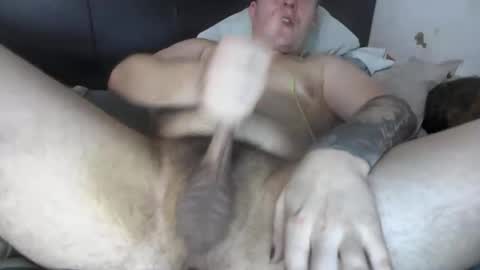 Snapshot of lovetoloveyou96 chatting on February 6, 11:32 am Lover Boy online show from February 6, 11:32 am