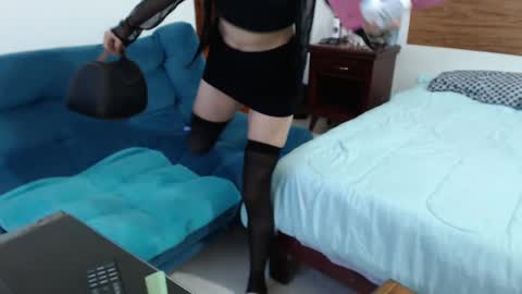 Snapshot of loveuniverse8 chatting on January 6, 12:35 pm cutelucy 3 online show from January 6, 12:35 pm