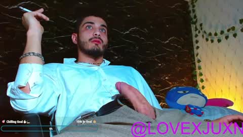 lovexjuxn77 online show from June 9, 8:20 pm