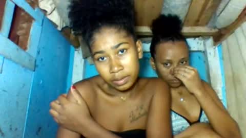 Snapshot of loveyou751 chatting on April 12, 9:09 pm loveyou751 online show from April 12, 9:09 pm