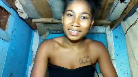 Snapshot of loveyou751 chatting on April 13, 10:43 am loveyou751 online show from April 13, 10:43 am