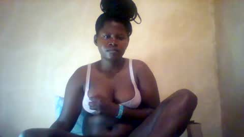 loviett online show from May 3, 3:29 pm
