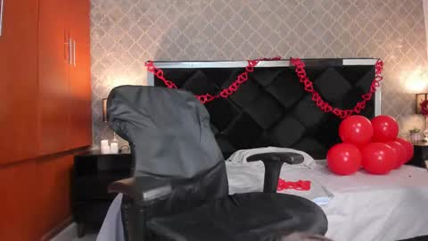 Darcy online show from February 13, 3:03 pm