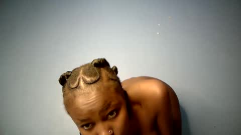 lovly_lastborn online show from March 9, 10:08 am