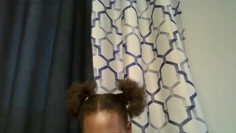 lovly_mamii online show from March 13, 9:05 am