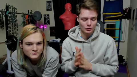 Snapshot of loyasteve chatting on December 18, 7:26 am VECTORSTEVEPVT IS OPEN online show from December 18, 7:26 am