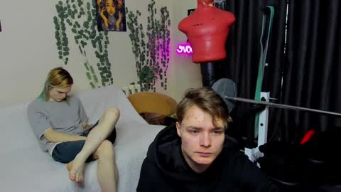 Snapshot of loyasteve chatting on January 15, 9:24 am VECTORSTEVEPVT IS OPEN online show from January 15, 9:24 am