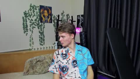 Snapshot of loyasteve chatting on January 25, 5:51 pm VECTORSTEVEPVT IS OPEN online show from January 25, 5:51 pm