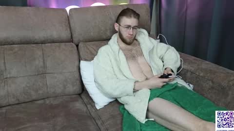 Snapshot of loyasteve chatting on February 13, 6:09 am VECTORSTEVEPVT IS OPEN online show from February 13, 6:09 am