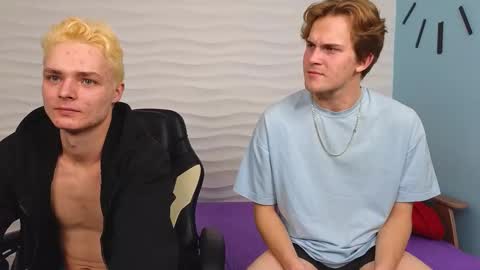 Snapshot of loyasteve chatting on October 25, 1:18 pm VECTORSTEVEPVT IS OPEN online show from October 25, 1:18 pm