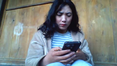 Snapshot of lsmbaby chatting on February 7, 2:04 am lsmbaby online show from February 7, 2:04 am