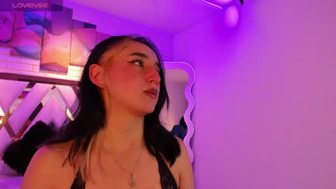 Snapshot of lua_sun_ chatting on May 27, 4:31 am LUA online show from May 27, 4:31 am