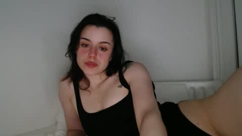 luana online show from October 25, 9:31 pm