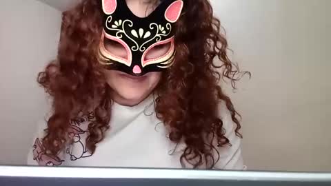 Snapshot of luanapowerful chatting on February 23, 2:07 am luanapowerful online show from February 23, 2:07 am