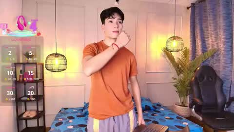 lUAN online show from January 8, 8:11 pm