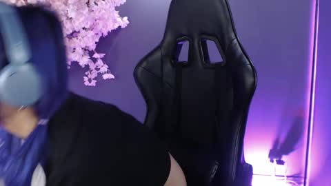 Snapshot of luaneter chatting on December 3, 5:11 pm Luan online show from December 3, 5:11 pm