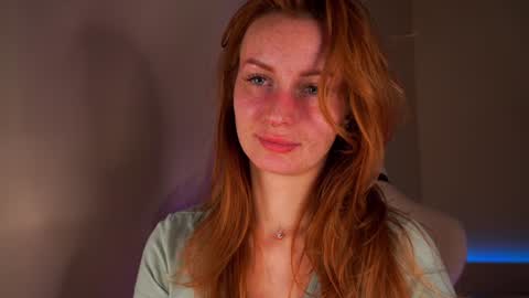 Snapshot of lubafox chatting on January 18, 11:33 pm Luba online show from January 18, 11:33 pm