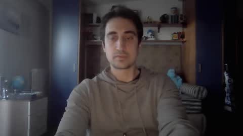 Snapshot of luca_f4 chatting on October 29, 3:47 pm Luca online show from October 29, 3:47 pm