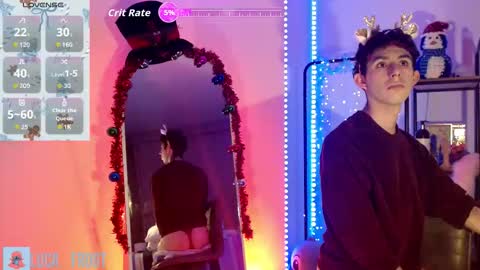 Snapshot of luca_frost chatting on December 4, 11:08 am Luca online show from December 4, 11:08 am