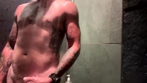 luca_steele online show from April 16, 7:03 pm