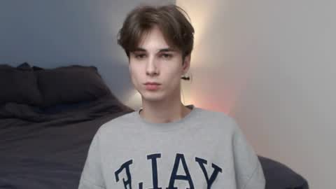 Snapshot of lucacharm chatting on February 16, 5:15 pm lucacharm online show from February 16, 5:15 pm