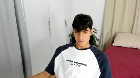 Snapshot of lucacosta19 chatting on April 27, 8:07 pm lucacosta19 online show from April 27, 8:07 pm