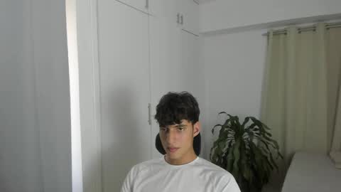 Snapshot of lucacosta19 chatting on May 7, 9:42 pm lucacosta19 online show from May 7, 9:42 pm