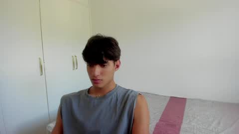 Snapshot of lucacosta19 chatting on May 24, 1:27 pm lucacosta19 online show from May 24, 1:27 pm
