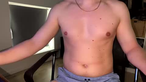 lucas484082 online show from March 17, 3:59 pm