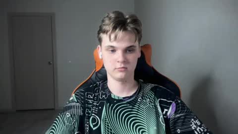 Snapshot of lucas_dany chatting on January 6, 11:31 pm Lucas Gill online show from January 6, 11:31 pm