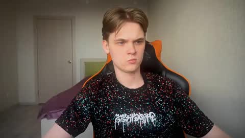 Snapshot of lucas_dany chatting on March 8, 12:09 pm Lucas Gill online show from March 8, 12:09 pm