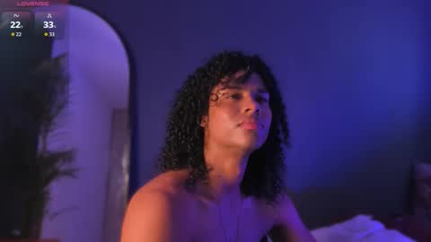   online show from November 3, 12:50 pm