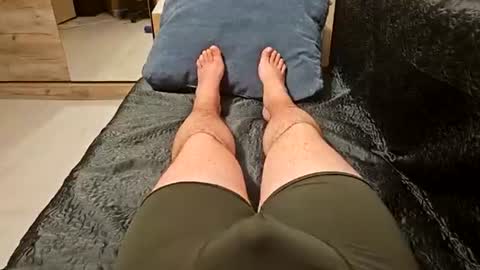 lucas_j_32 online show from June 25, 1:49 am