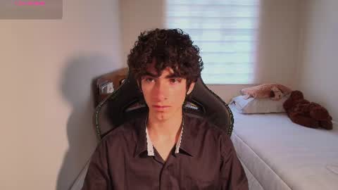 lucas_xo online show from June 10, 10:08 pm