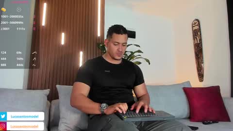 Snapshot of lucasanto_ chatting on September 30, 12:37 am LUCA SANTOS online show from September 30, 12:37 am