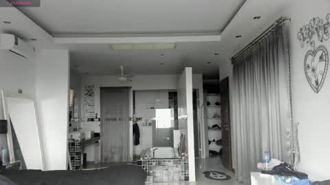 Snapshot of lucasexclusive chatting on December 16, 5:17 am lucasexclusive online show from December 16, 5:17 am