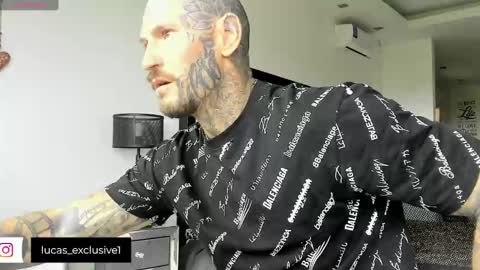 Snapshot of lucasexclusive chatting on December 24, 3:38 am lucasexclusive online show from December 24, 3:38 am