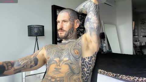 lucasexclusive online show from January 6, 4:04 am