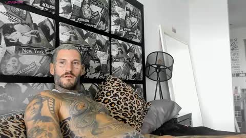 Snapshot of lucasexclusive chatting on February 10, 3:57 am lucasexclusive online show from February 10, 3:57 am