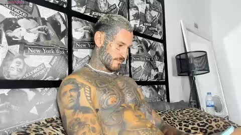 Snapshot of lucasexclusive chatting on February 24, 6:05 am lucasexclusive online show from February 24, 6:05 am