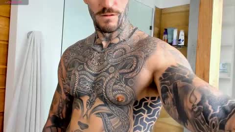 Snapshot of lucasexclusive chatting on September 28, 5:46 am lucasexclusive online show from September 28, 5:46 am